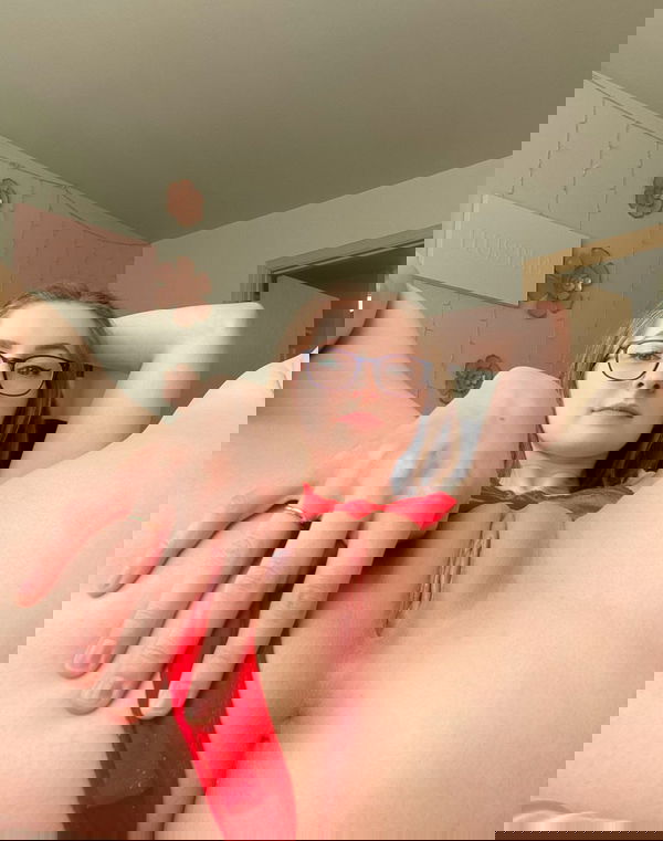 okakak, 19 years old from United Kingdom