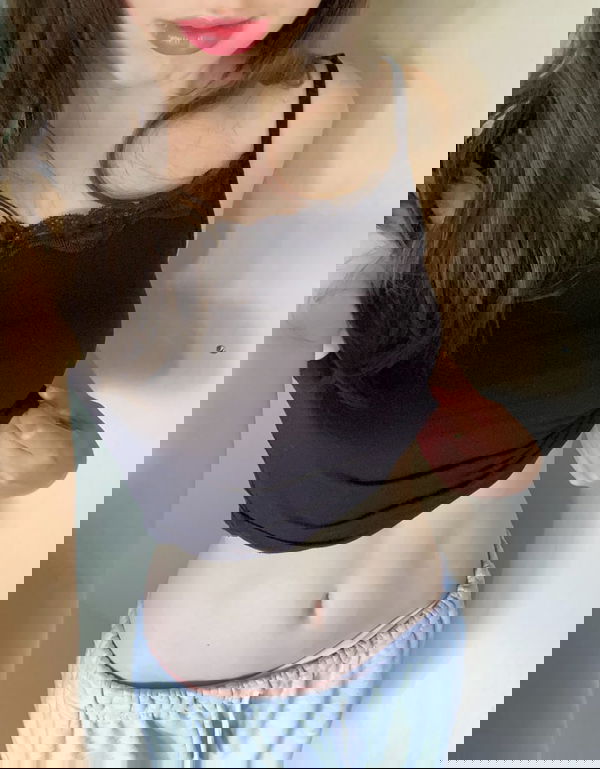 tinaalex218, 21 years old from United States