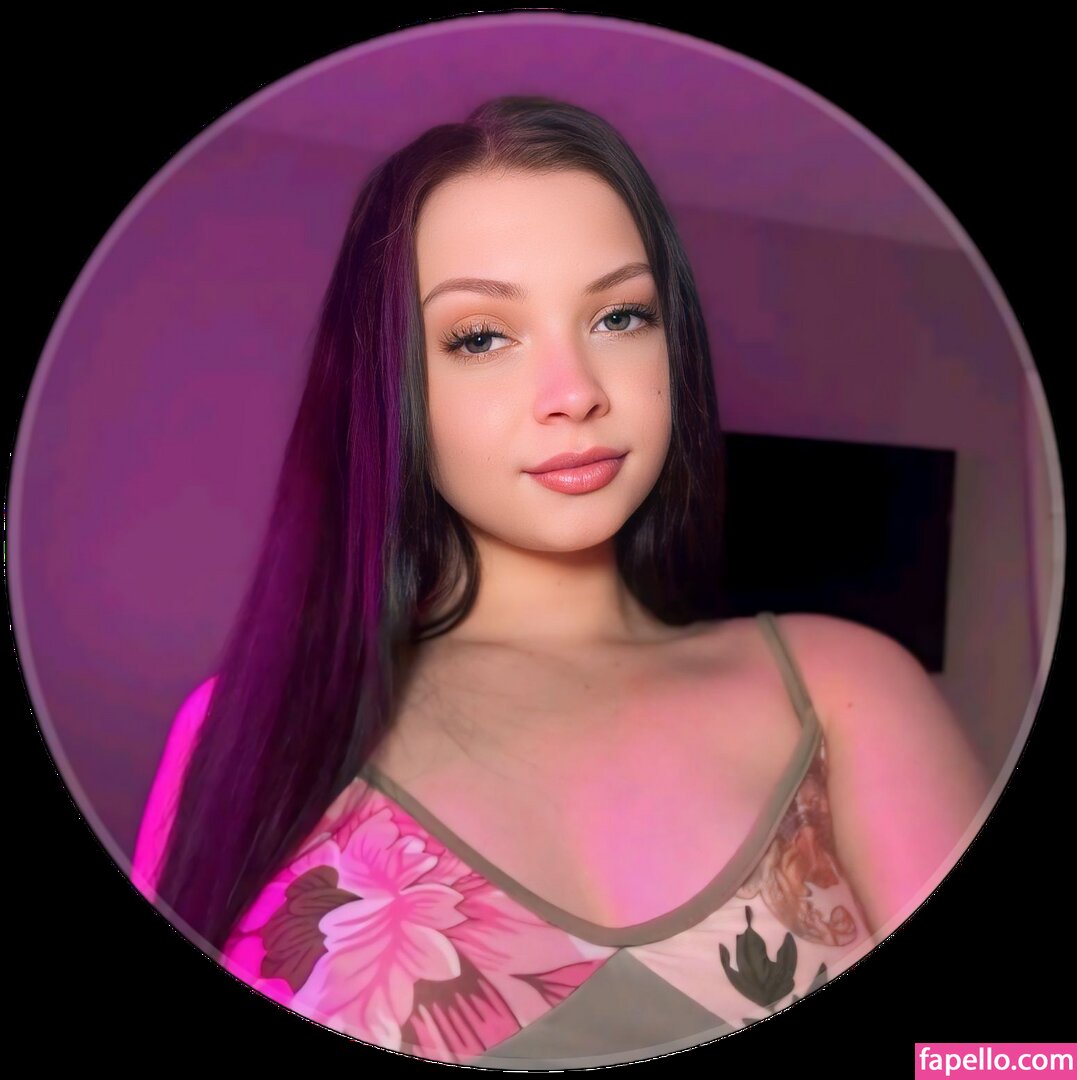 simiv28740, 22 years old from United Kingdom