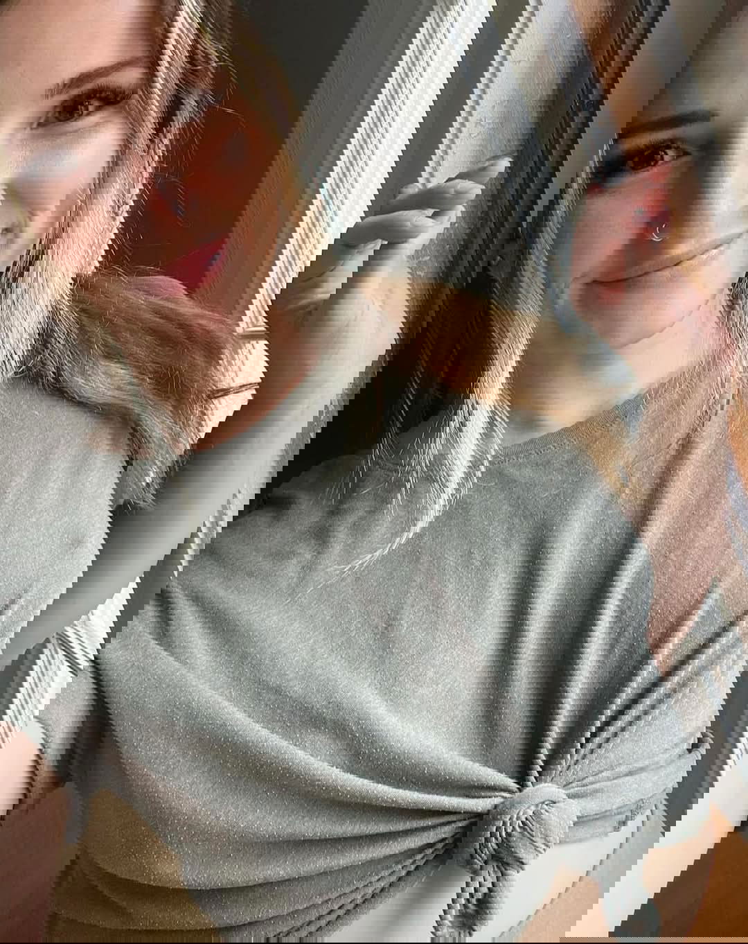 yoyavi5713's Cover Photo