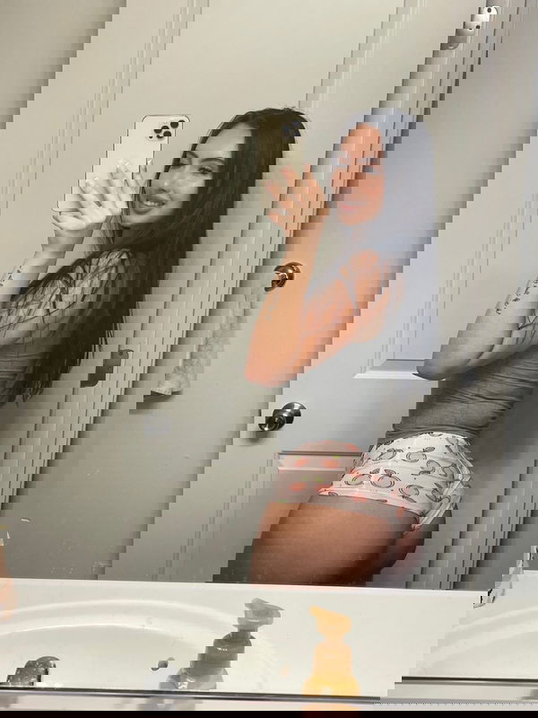 aliveL2, 20 years old from United Kingdom