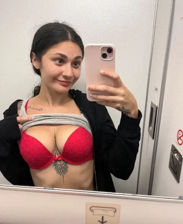 yodom39390, 23 years old from United Kingdom