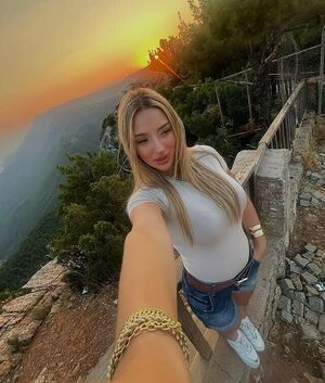 monopi7284, 24 years old from United Kingdom