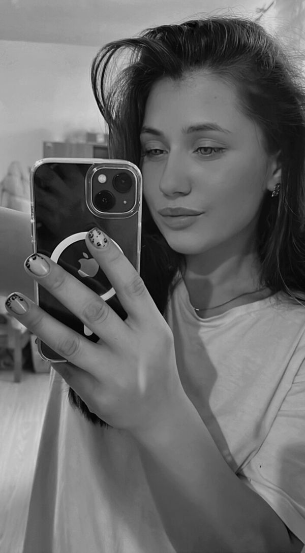 xibela5975, 24 years old from France