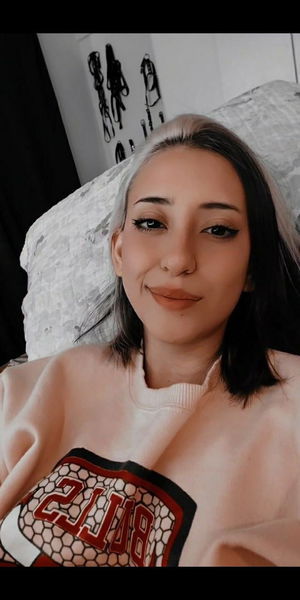 alixa7's Profile Photo