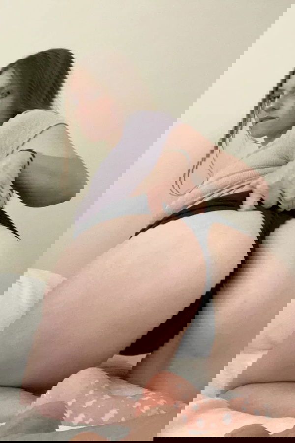 ssagu, 19 years old from Australia