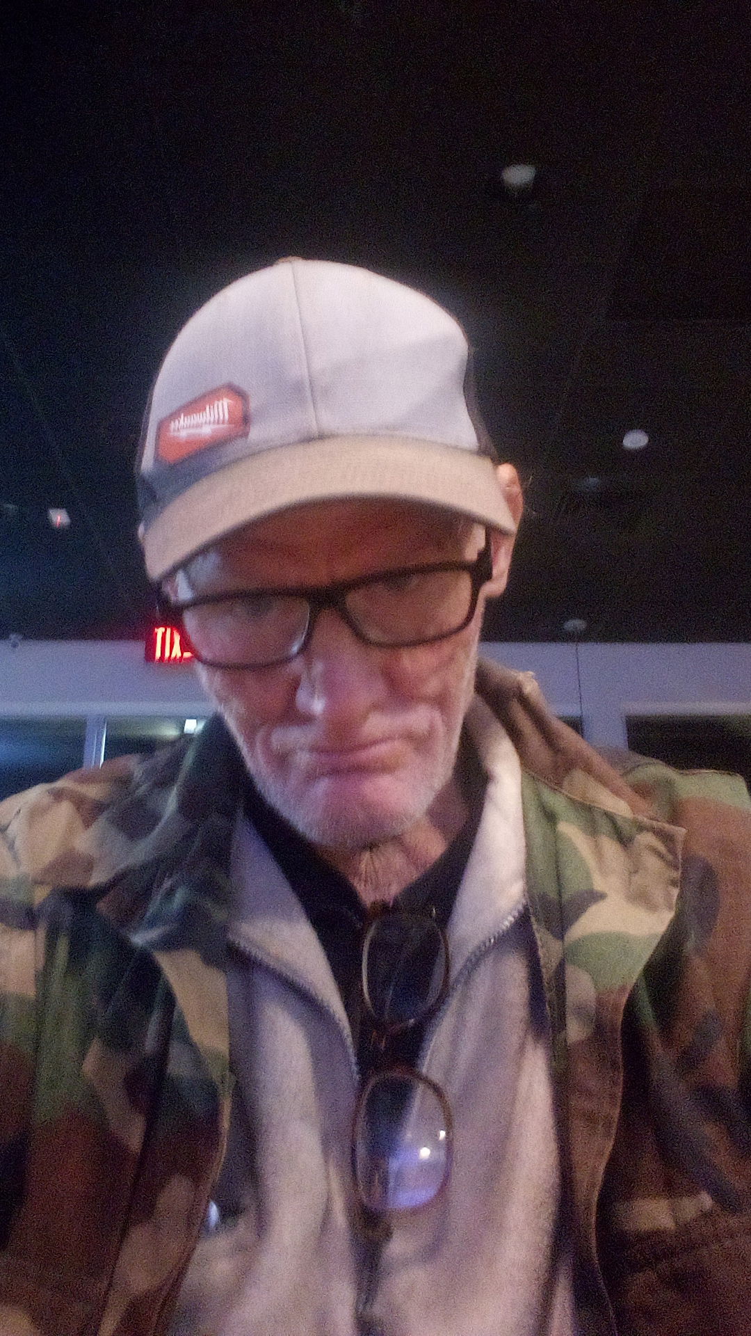 brokentarp's Cover Photo