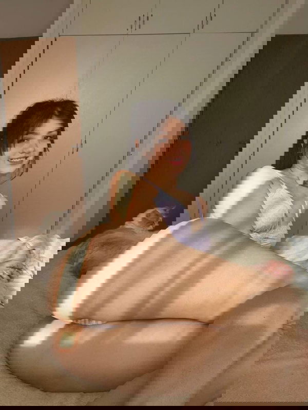 angelkorniya, 22 years old from Australia