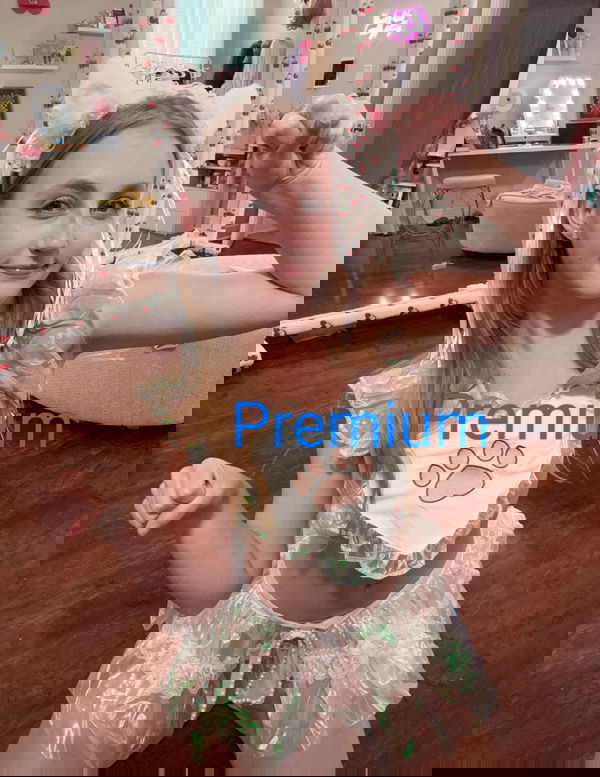 LynneO351, 19 years old from United States