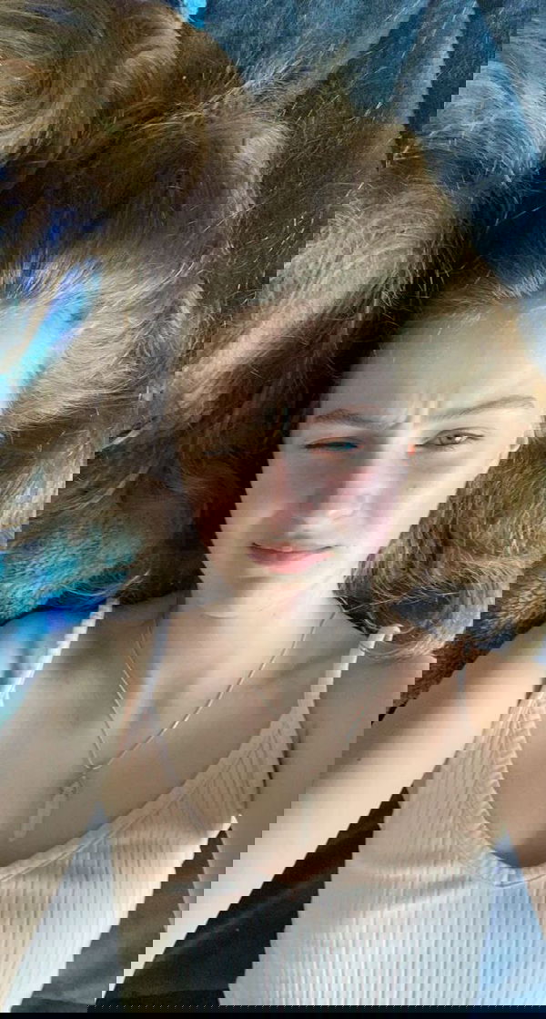 Lila2121, 21 years old from United Kingdom