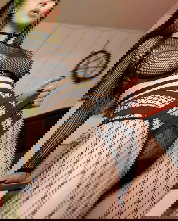 mifyutekne, 23 years old from Austria