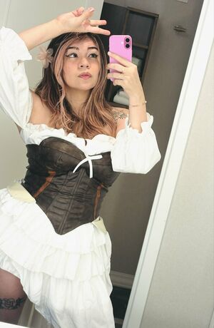 leyiha2911, 23 years old from Ireland