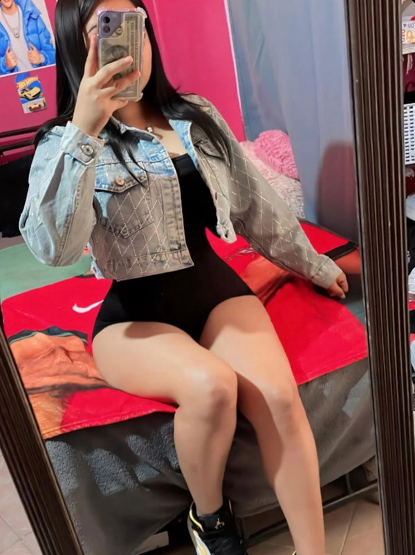 naneher, 23 years old from United States