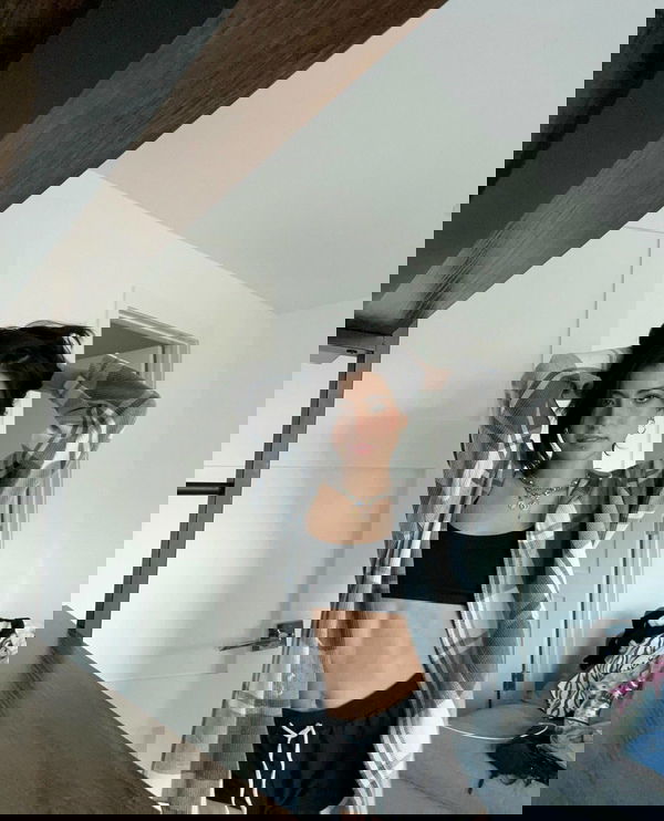 rifot73284, 21 years old from United States