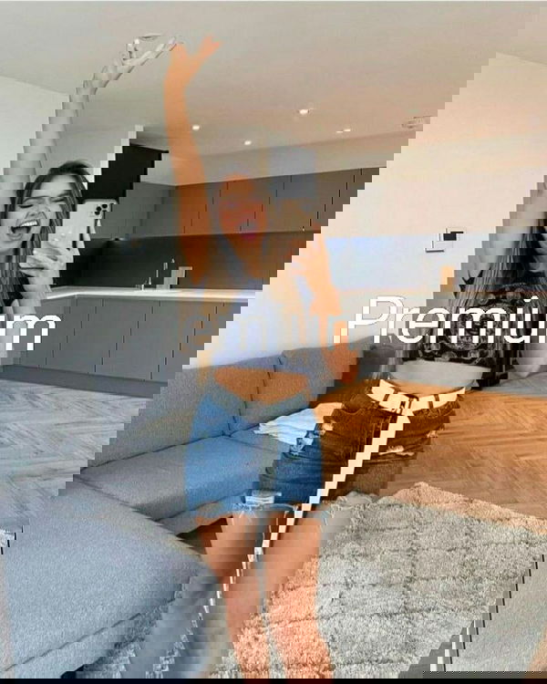 PearlJ21, 23 years old from United Kingdom