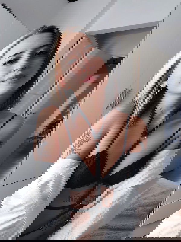 raworaj349, 19 years old from United States