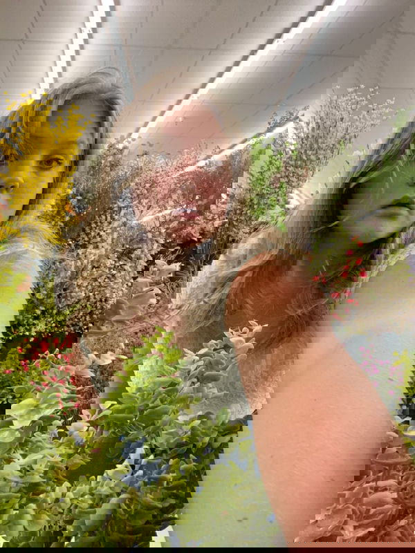 Emerald25, 25 years old from Finland