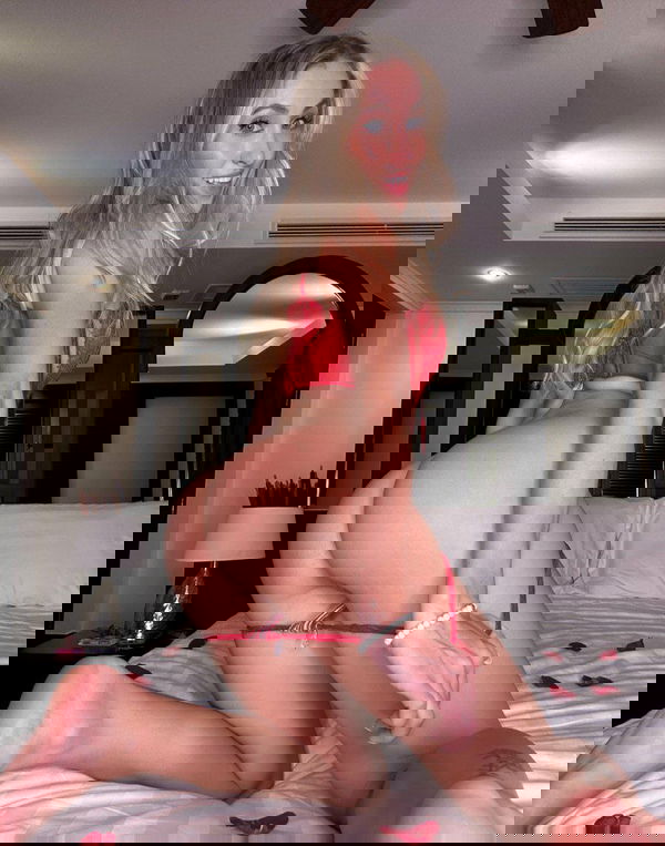 n_ob21-28, 21 years old from United States