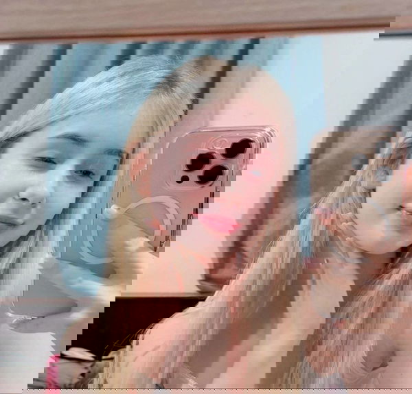 tovavibg, 23 years old from United States