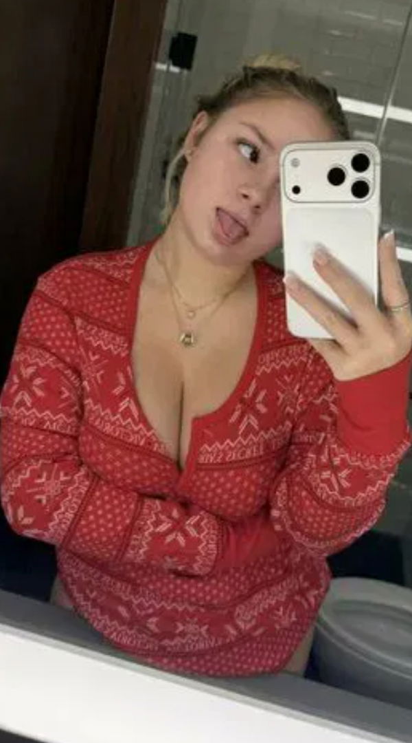 qrkfewp, 22 years old from United States