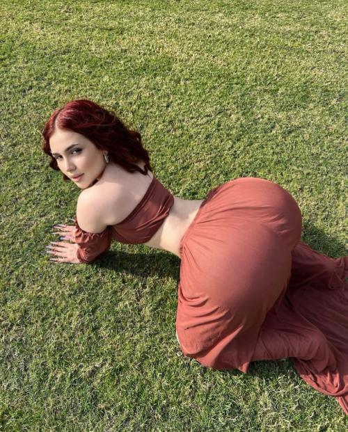 lohypite, 25 years old from United States