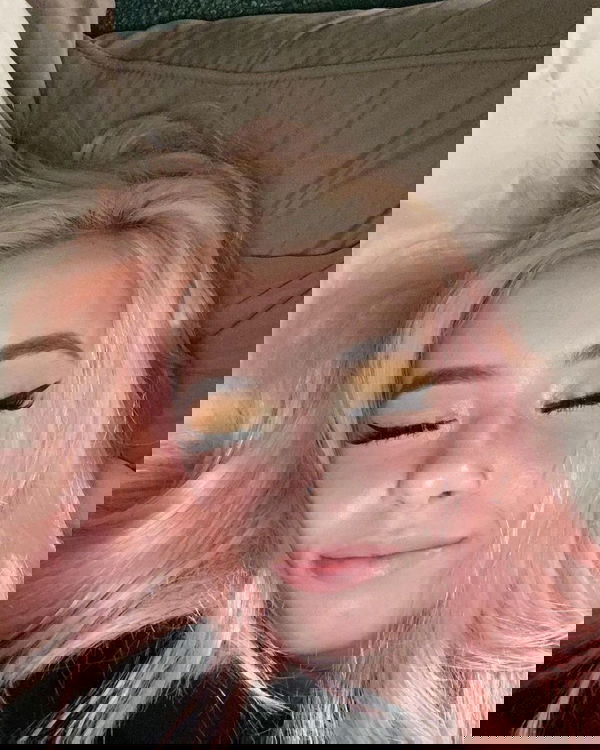 Jolie21245, 21 years old from United States