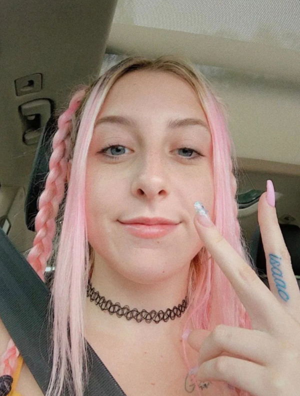 uxwdko, 22 years old from United States