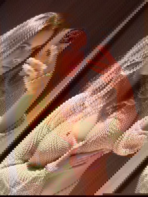 Rosemary24778, 24 years old from France