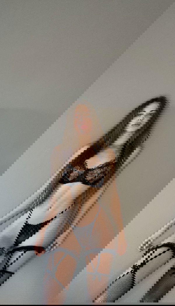 putrohesto, 22 years old from United Kingdom