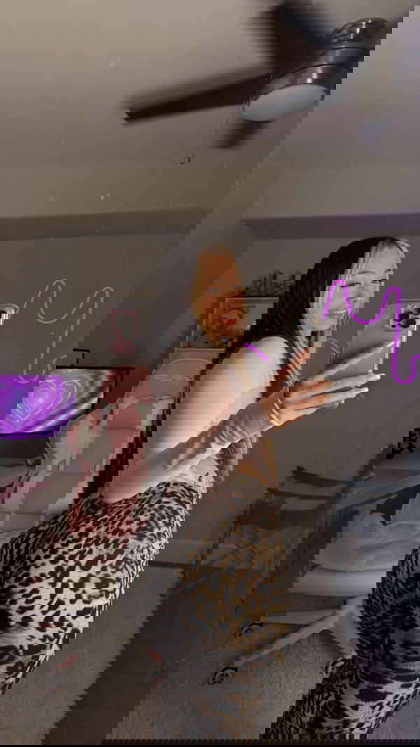 ronda_queen, 19 years old from United States