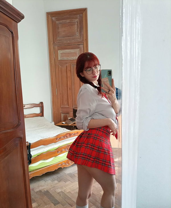 dcl2bifr2f, 21 years old from United States