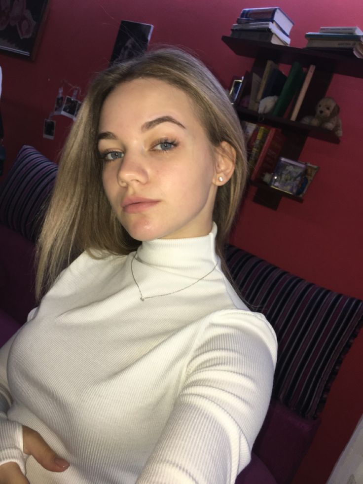 Carol2014, 20 years old from United Kingdom