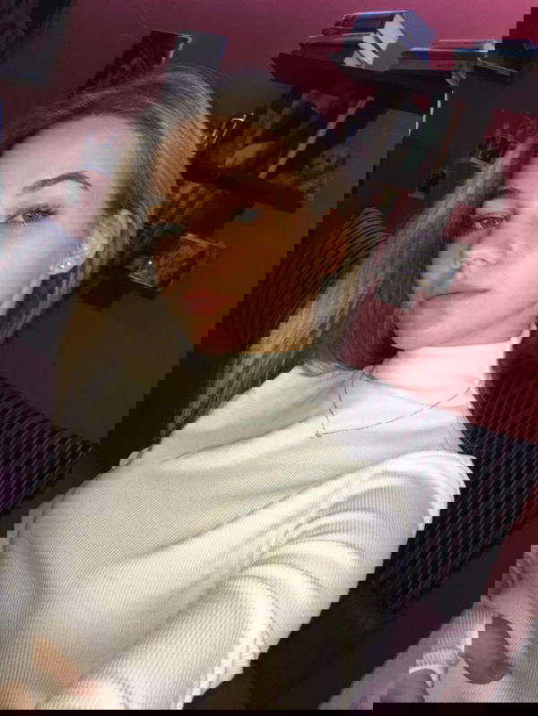 Carol2014, 20 years old from United Kingdom