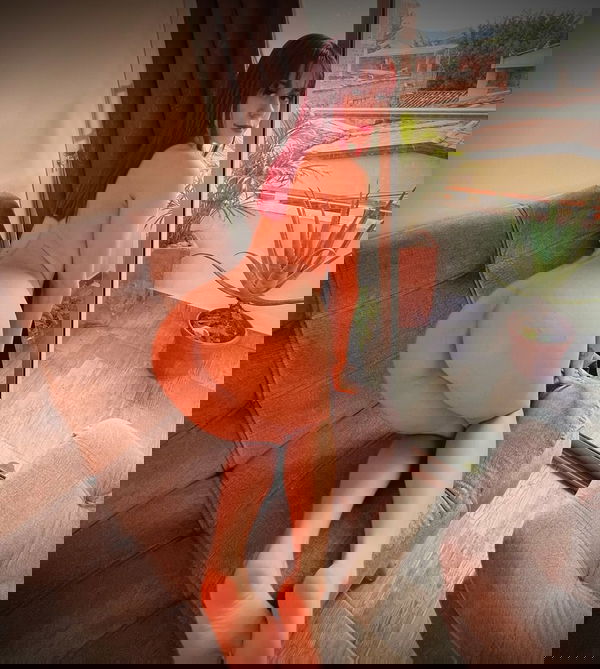 libano, 23 years old from United States