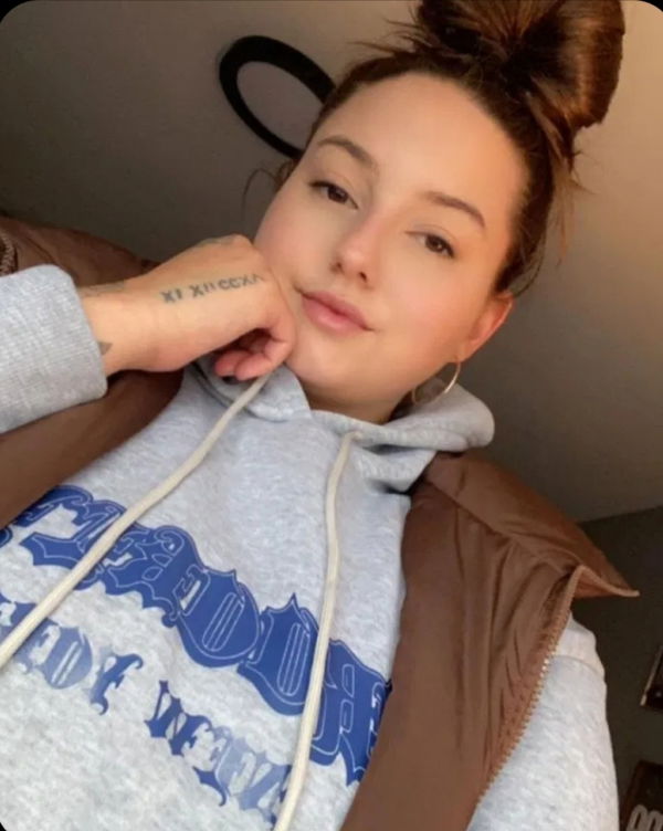 xyjizyzu, 25 years old from United States