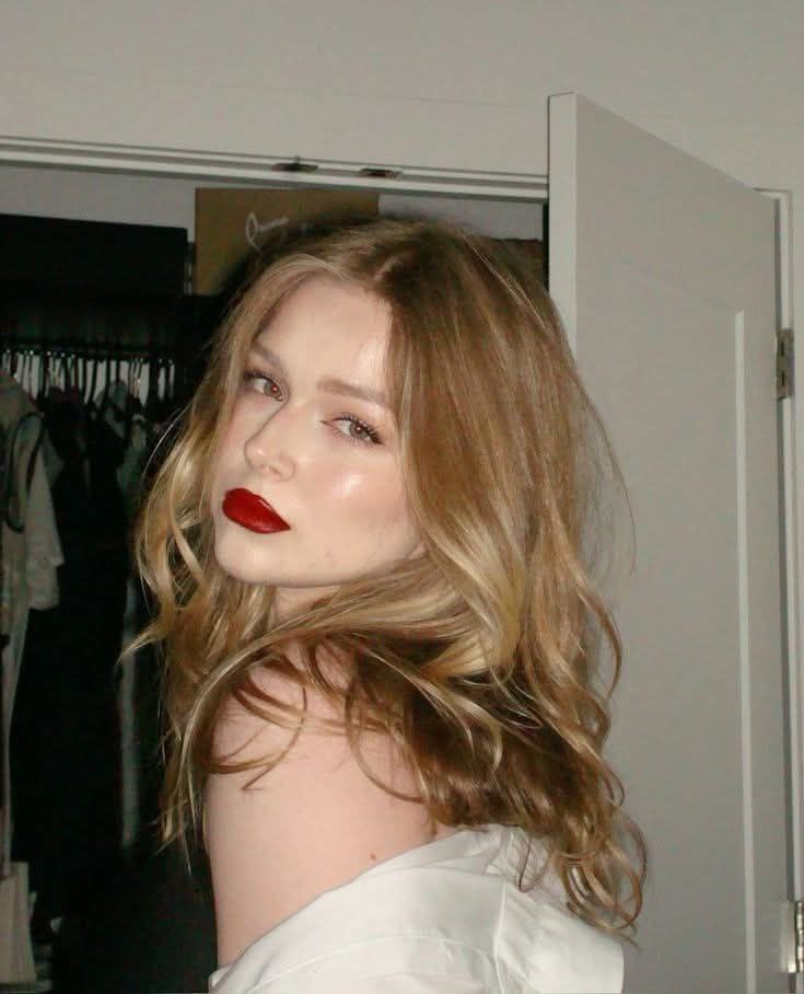 Kelly2587, 25 years old from United States