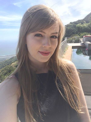 ajdjwheieiehgufu's Profile Photo