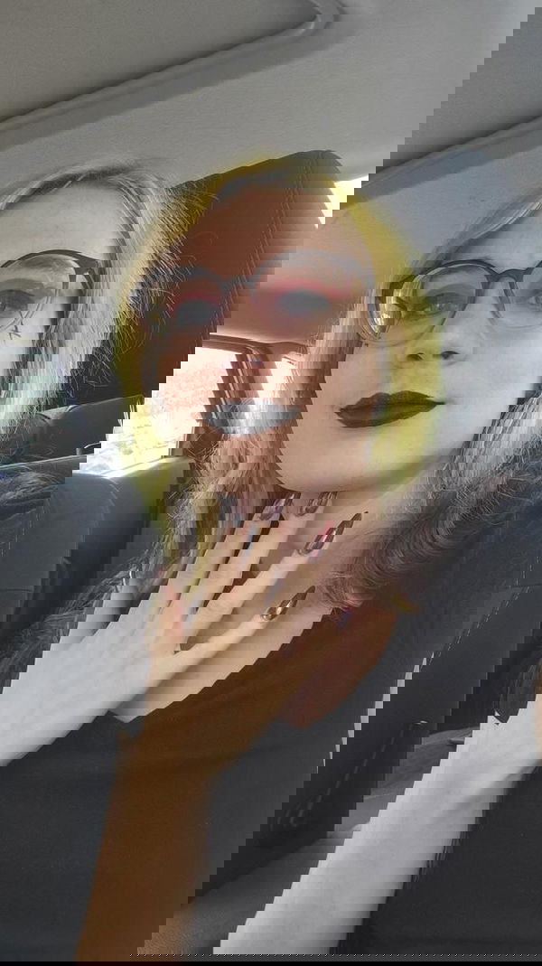 mixabah, 22 years old from United States