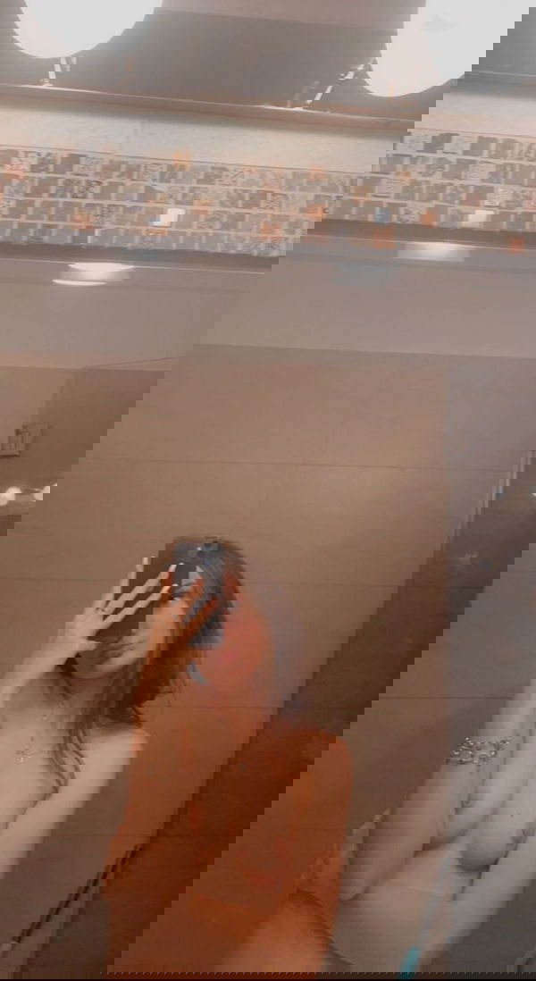 JenniferJ1, 20 years old from United Kingdom