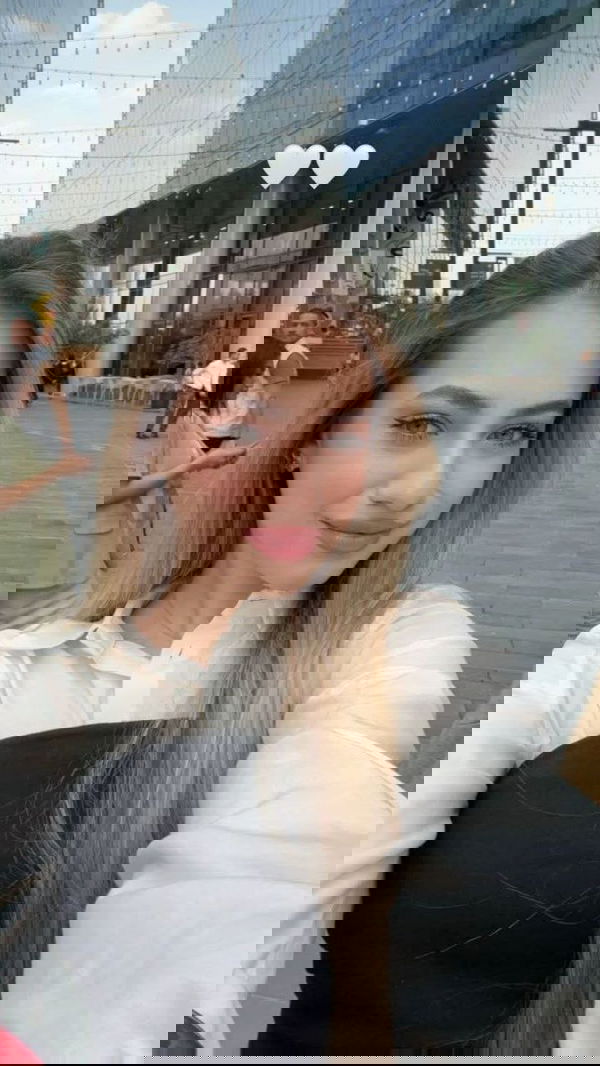 Madeline21, 21 years old from United States