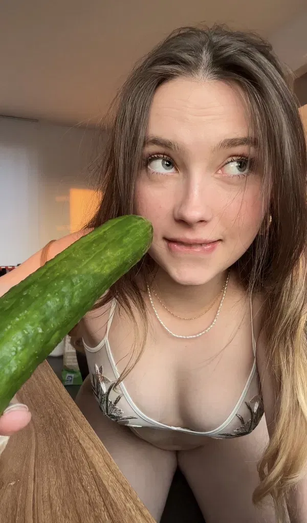 vyfece's Cover Photo