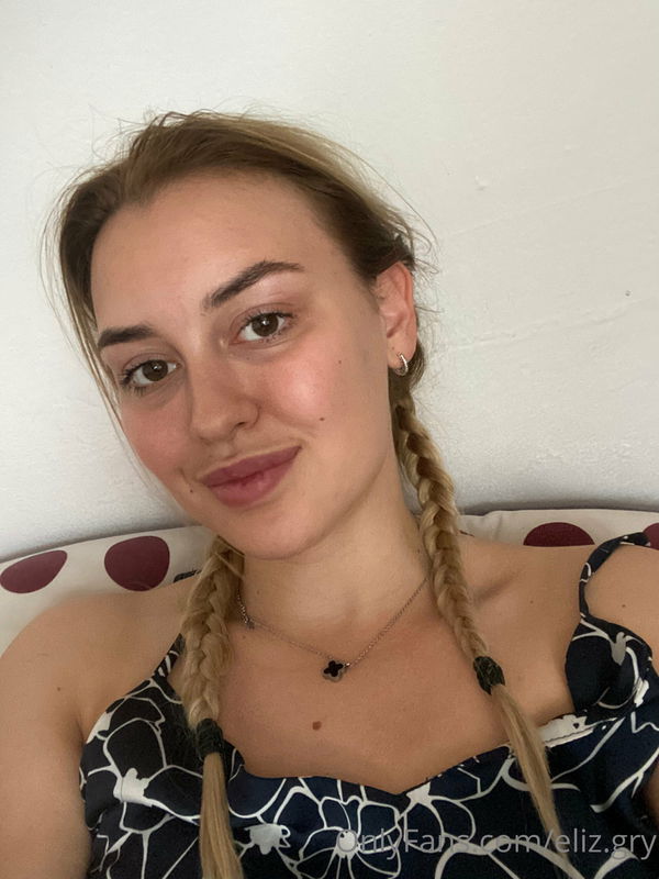 MariraN56, 20 years old from United Kingdom