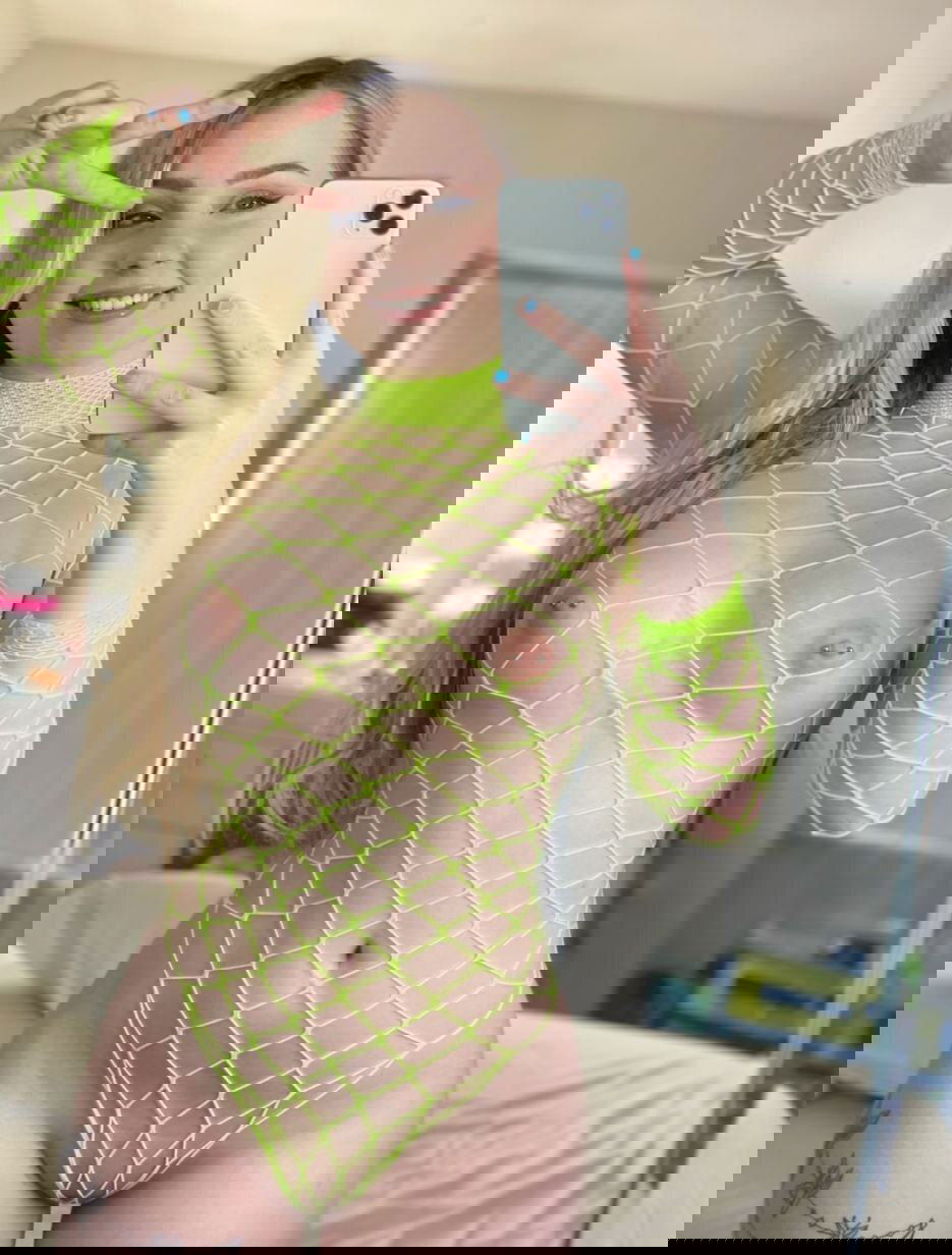 hoyone1670's Cover Photo