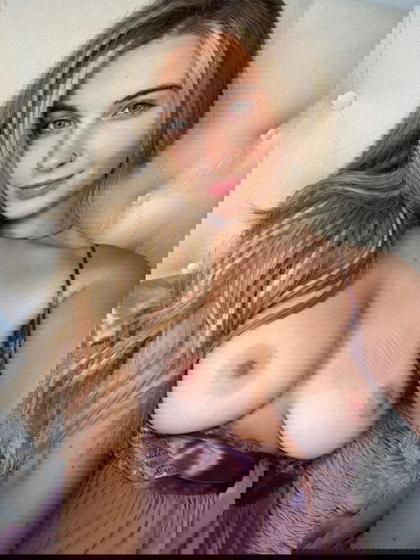 angelsophia1522, 20 years old from United States