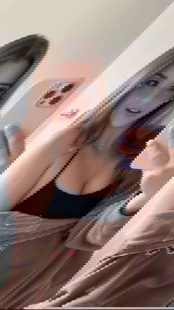 vesag58865, 20 years old from United States