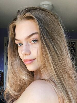 saciwo7187, 21 years old from United Kingdom