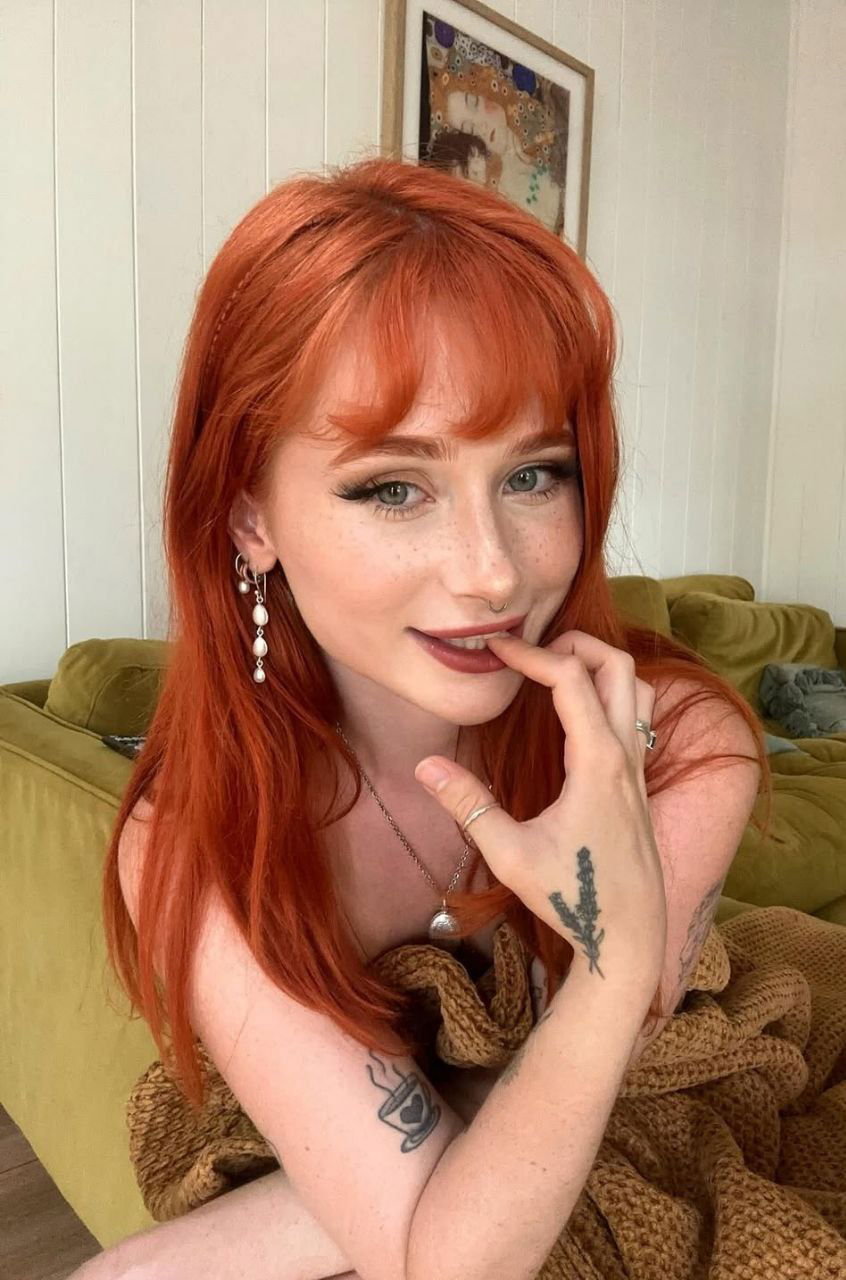 ashrlkdhch21's Cover Photo