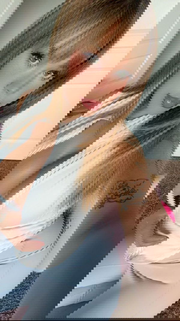 Andreafermandes373737, 25 years old from United States