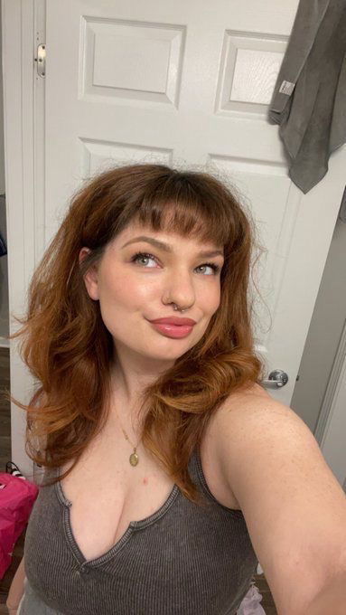 Hannah002001, 25 years old from United States