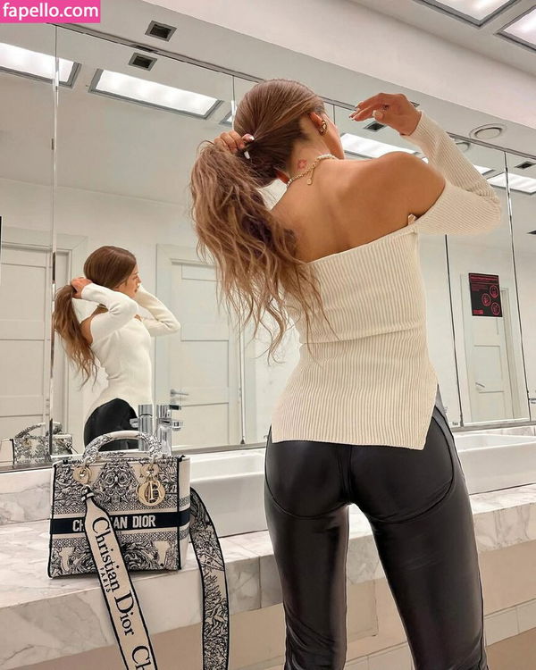 wicixo5663, 22 years old from United Kingdom